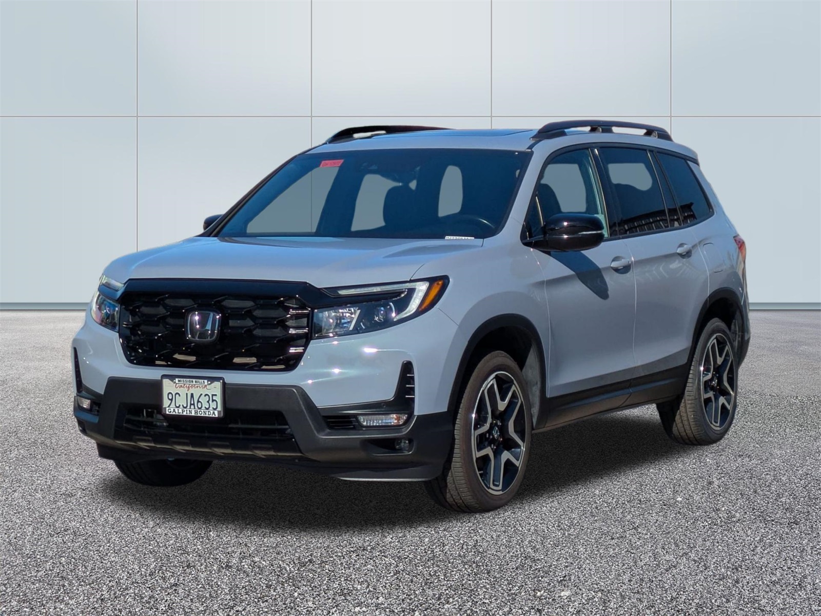 2022 Honda Passport Elite's photo