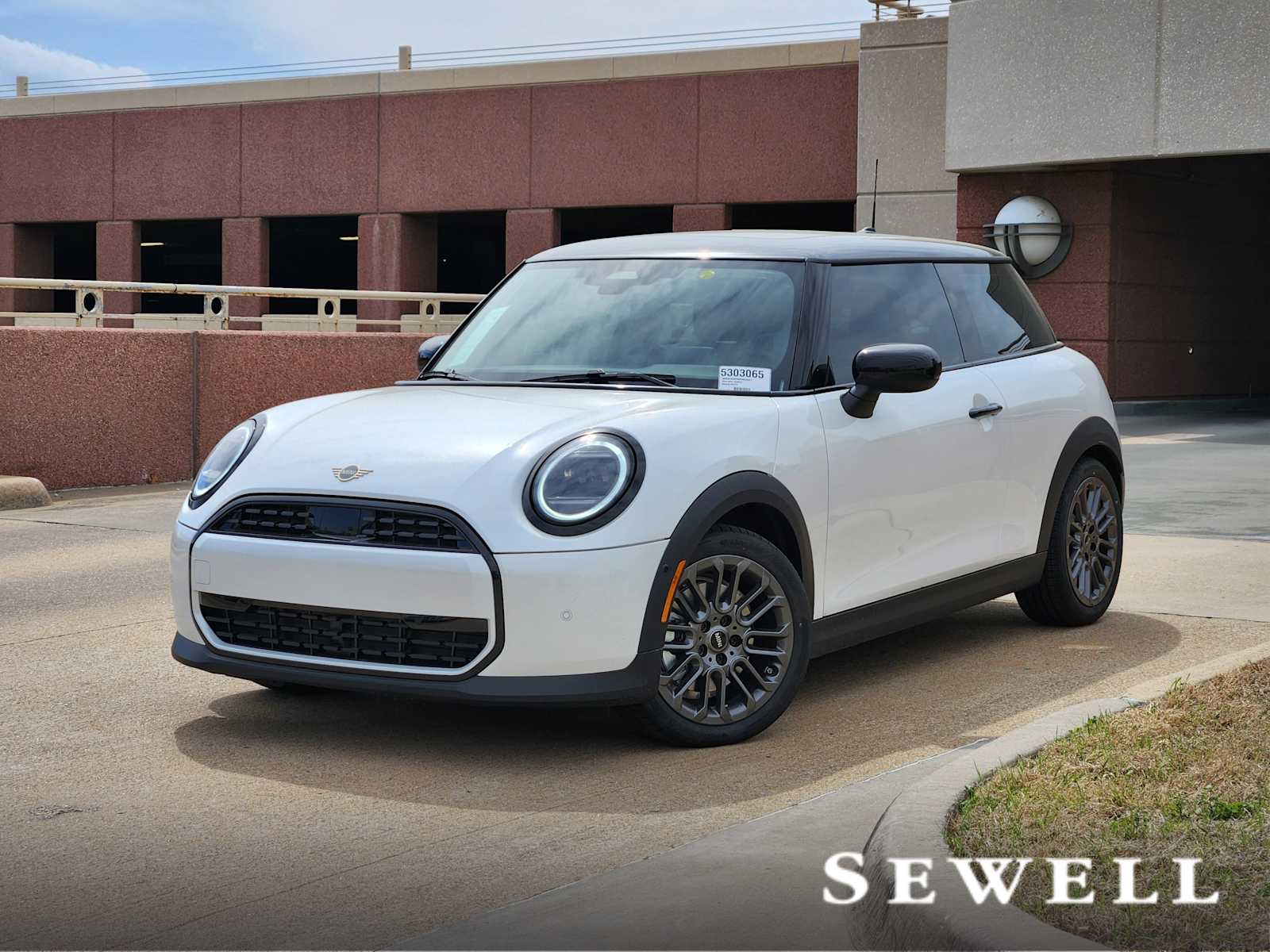 2025 MINI Hardtop 2 Door Cooper