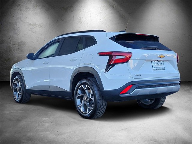 2026 Chevrolet Trax LT photo 4