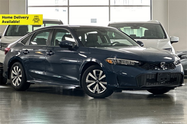 2026 Honda Civic LX's photo