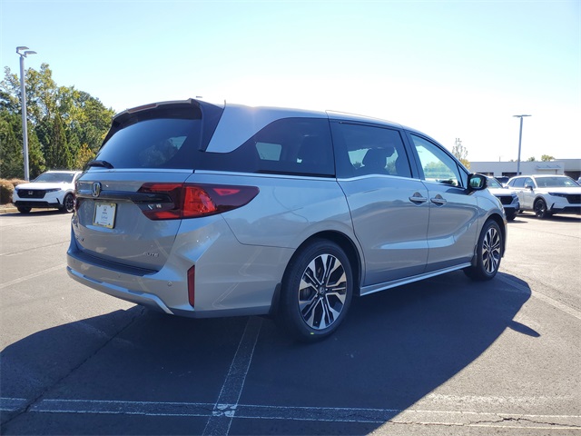 2025 Honda Odyssey Elite photo 4