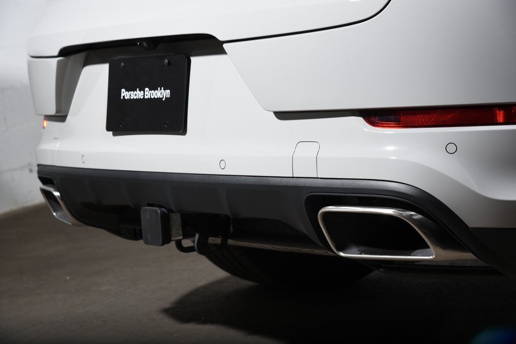 2025 Porsche Cayenne E-Hybrid photo 16
