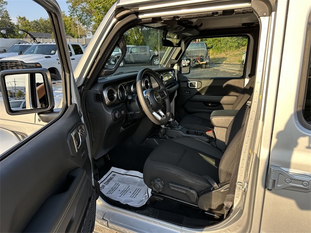2023 Jeep Gladiator Overland photo 33