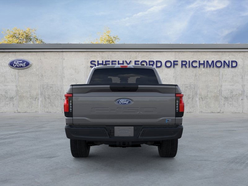 2024 Ford F-150 Lightning photo 4