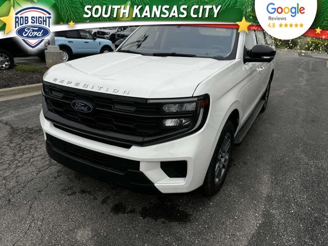 2025 Ford Expedition Active's photo