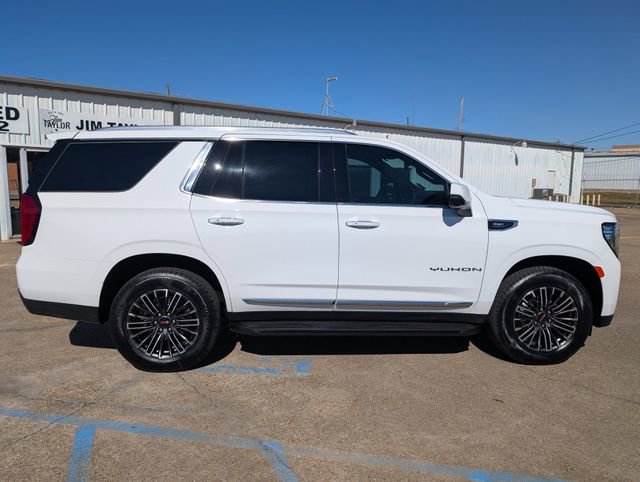 2023 Gmc Yukon SLT photo 2
