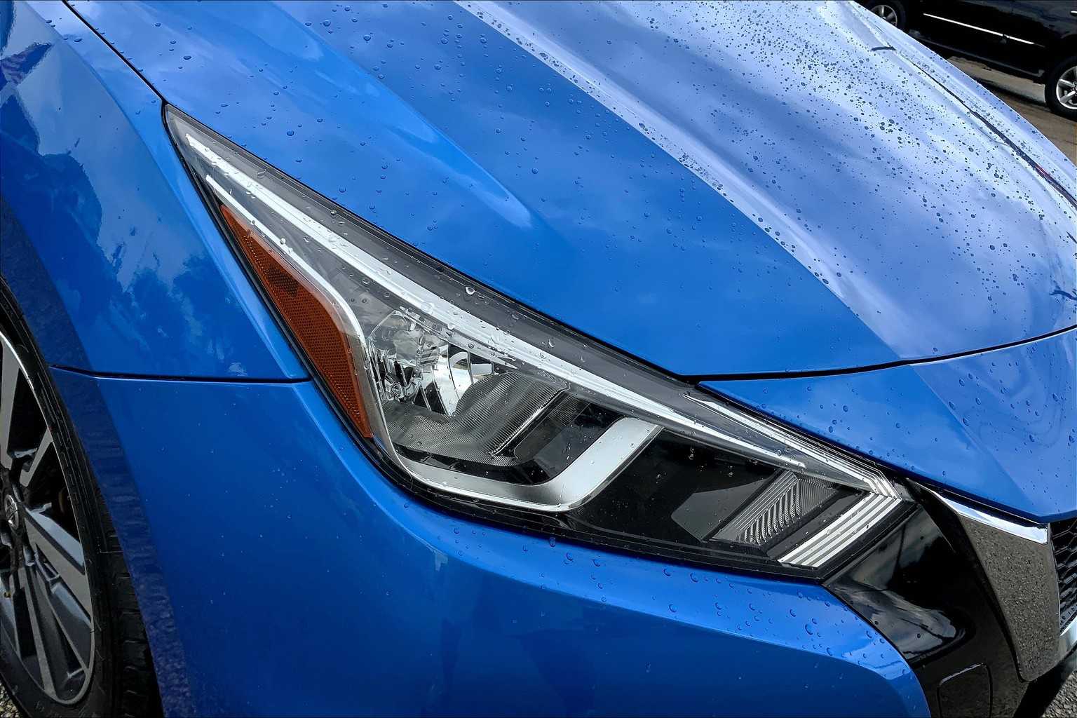 2021 Nissan Versa SV photo 23