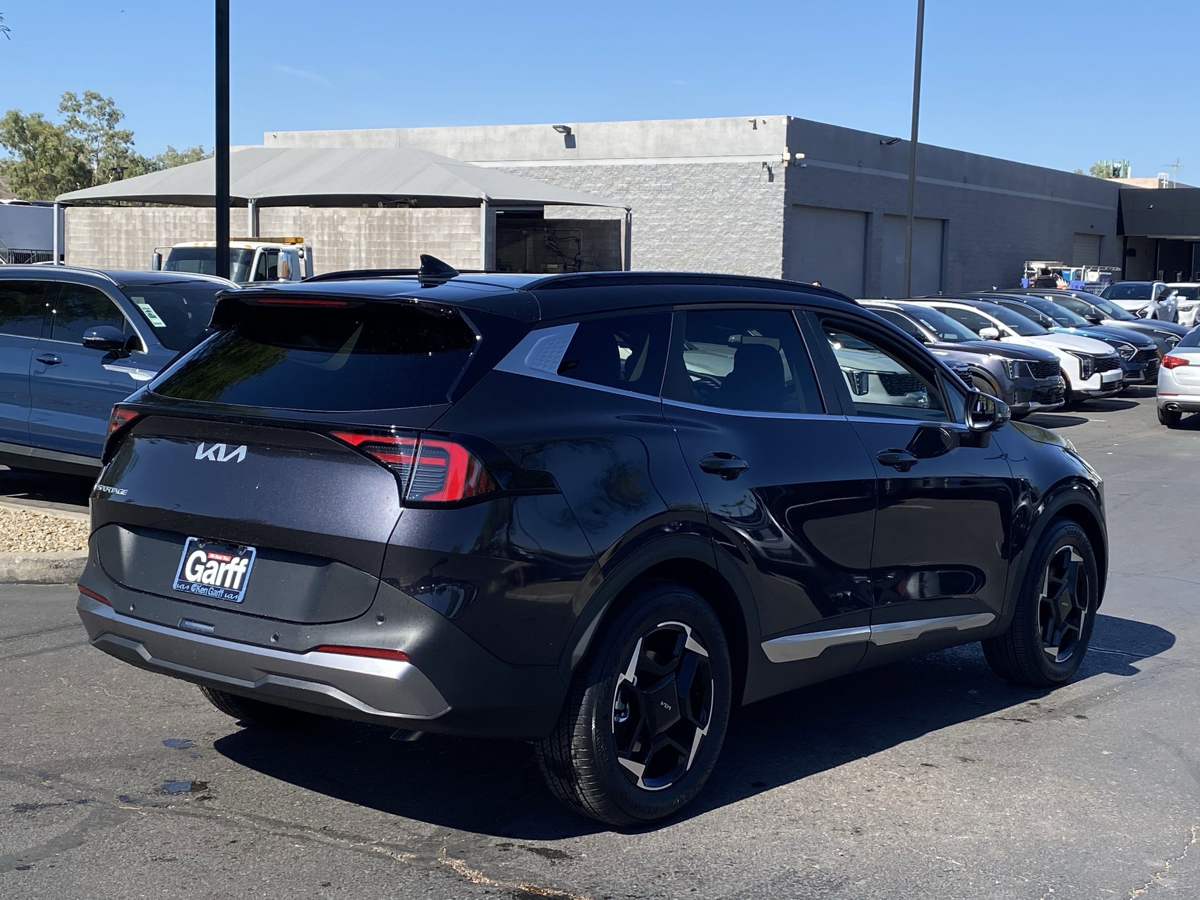 2026 Kia Sportage EX photo 2