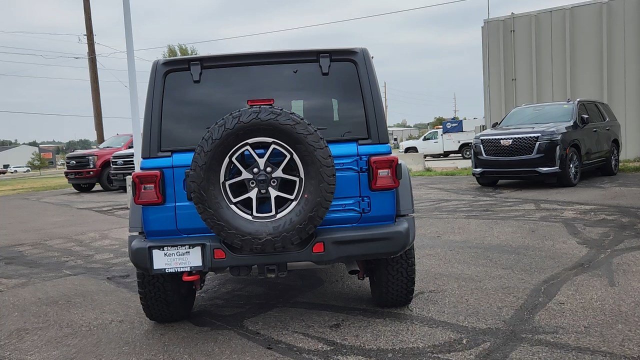 2024 Jeep Wrangler Rubicon photo 3