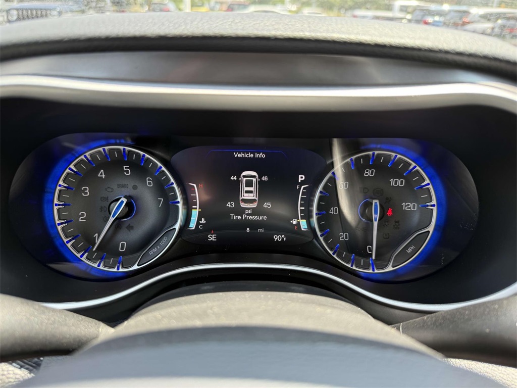 2025 Chrysler Pacifica photo 23