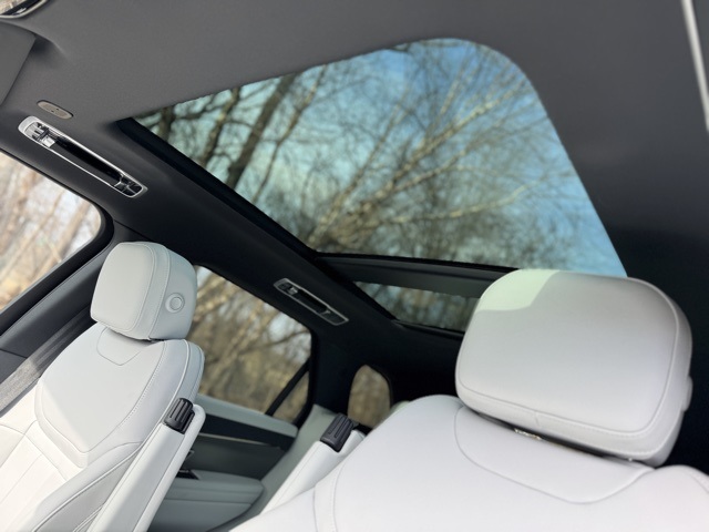 2025 Land Rover Range Rover Sport P360 S photo 15