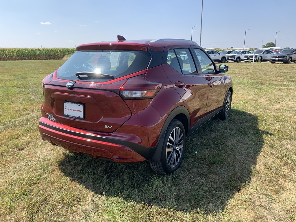 2023 Nissan Kicks SV photo 5