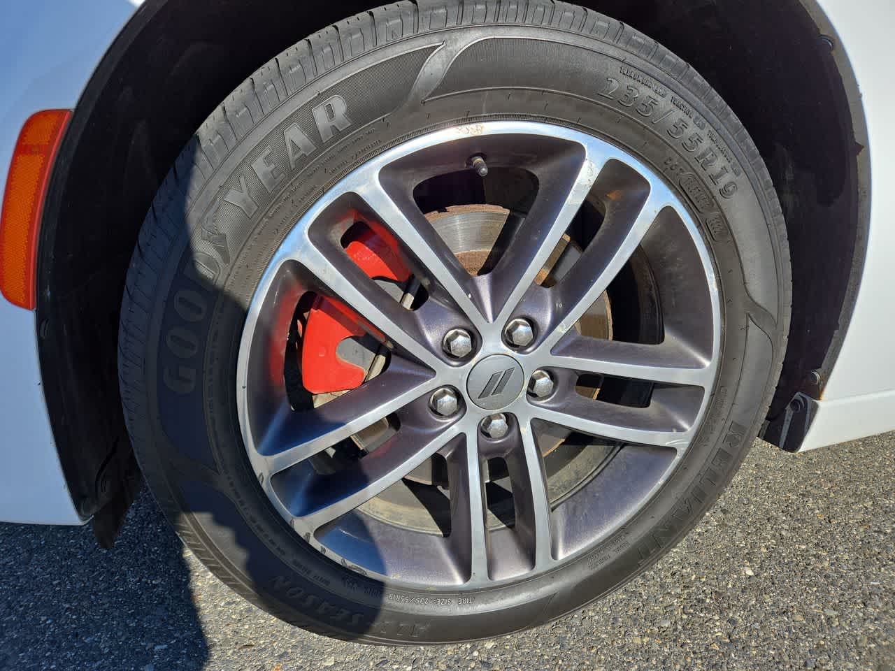 2018 Dodge Charger GT photo 2