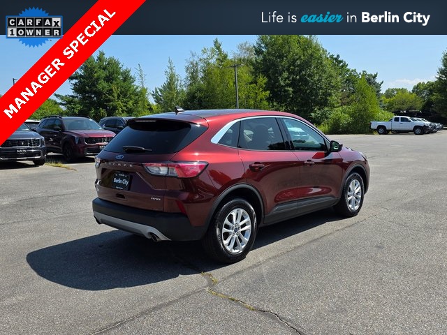 2021 Ford Escape SE photo 3