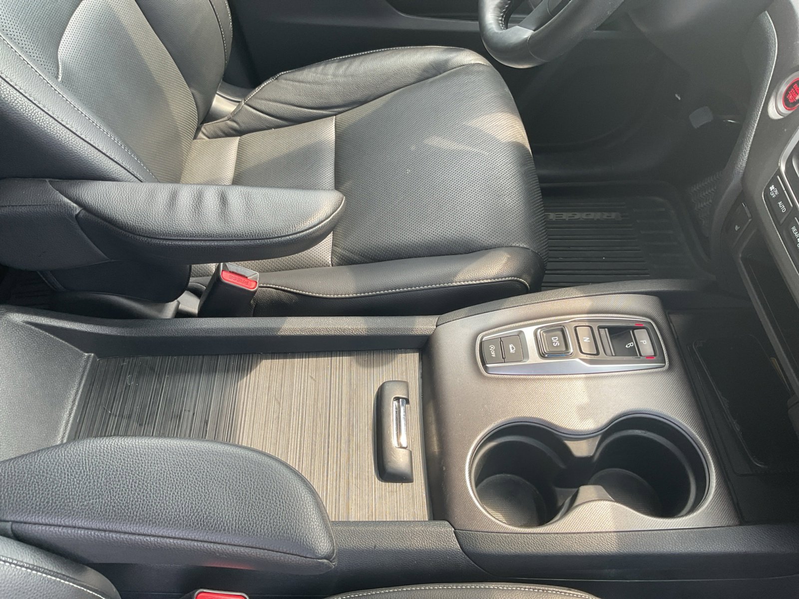 2022 Honda Ridgeline RTL-E Black Edition photo 26