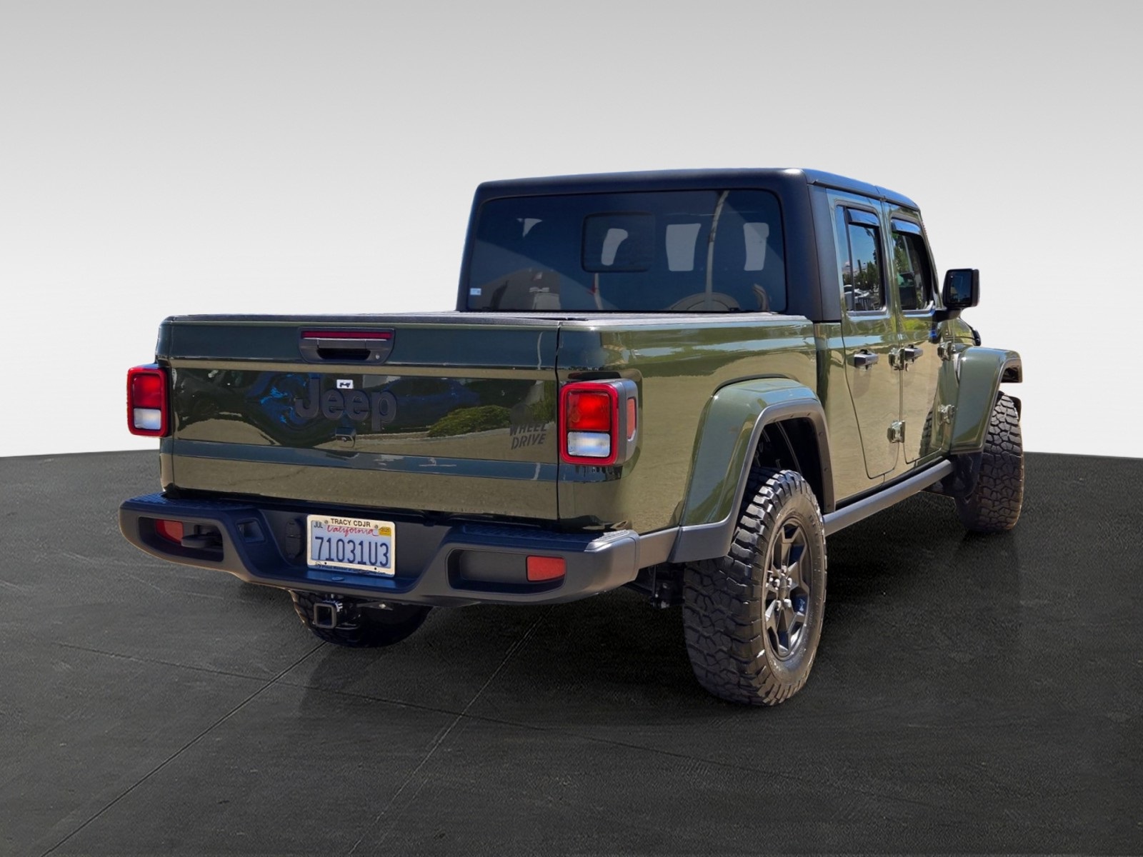2023 Jeep Gladiator Willys photo 4