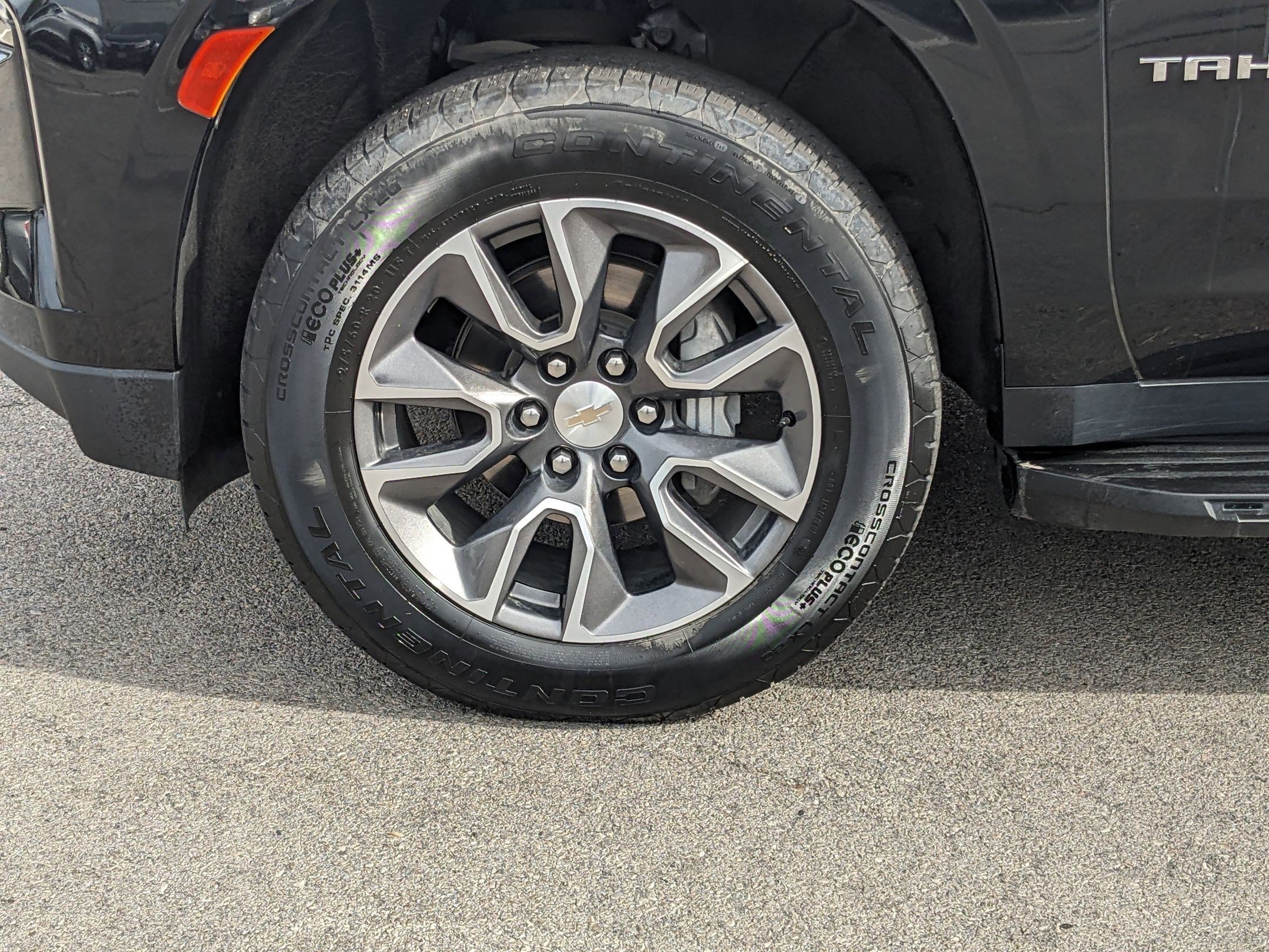 2023 Chevrolet Tahoe LT photo 32