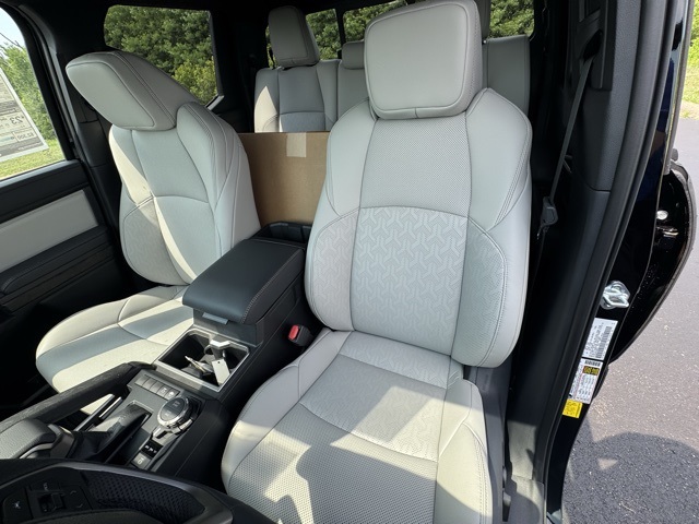 2025 Toyota Tacoma Limited photo 15