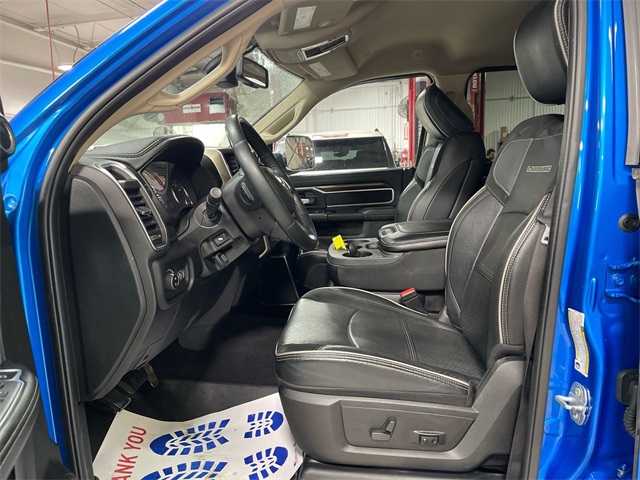 2022 Ram 3500 Laramie photo 4