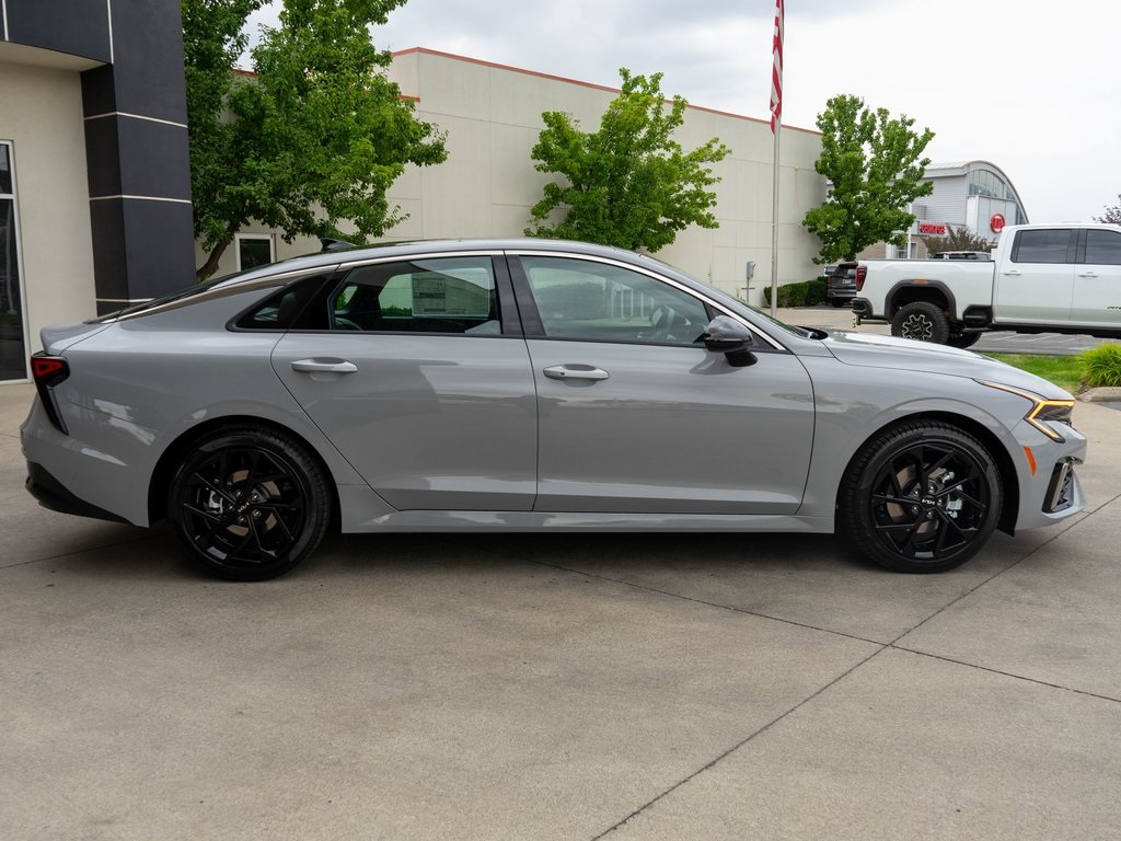 2026 Kia K5 GT-Line photo 8