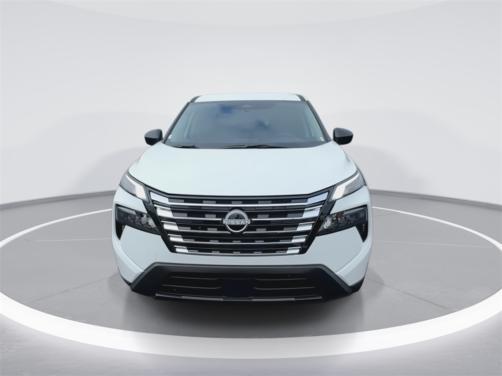 2026 Nissan Rogue S photo 3