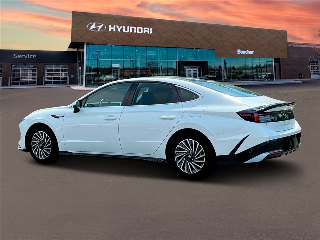 2025 Hyundai Sonata Hybrid Limited photo 3