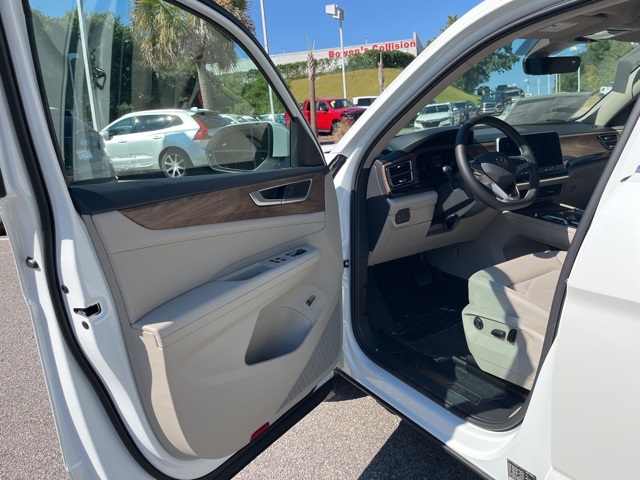 2026 Volkswagen Atlas SE Technology photo 2