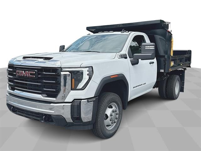 2025 GMC Sierra 3500HD Pro's photo