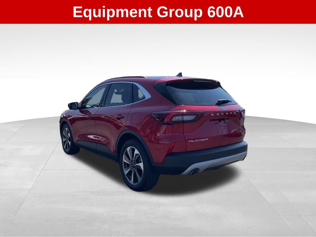 2023 Ford Escape Hybrid Platinum photo 3