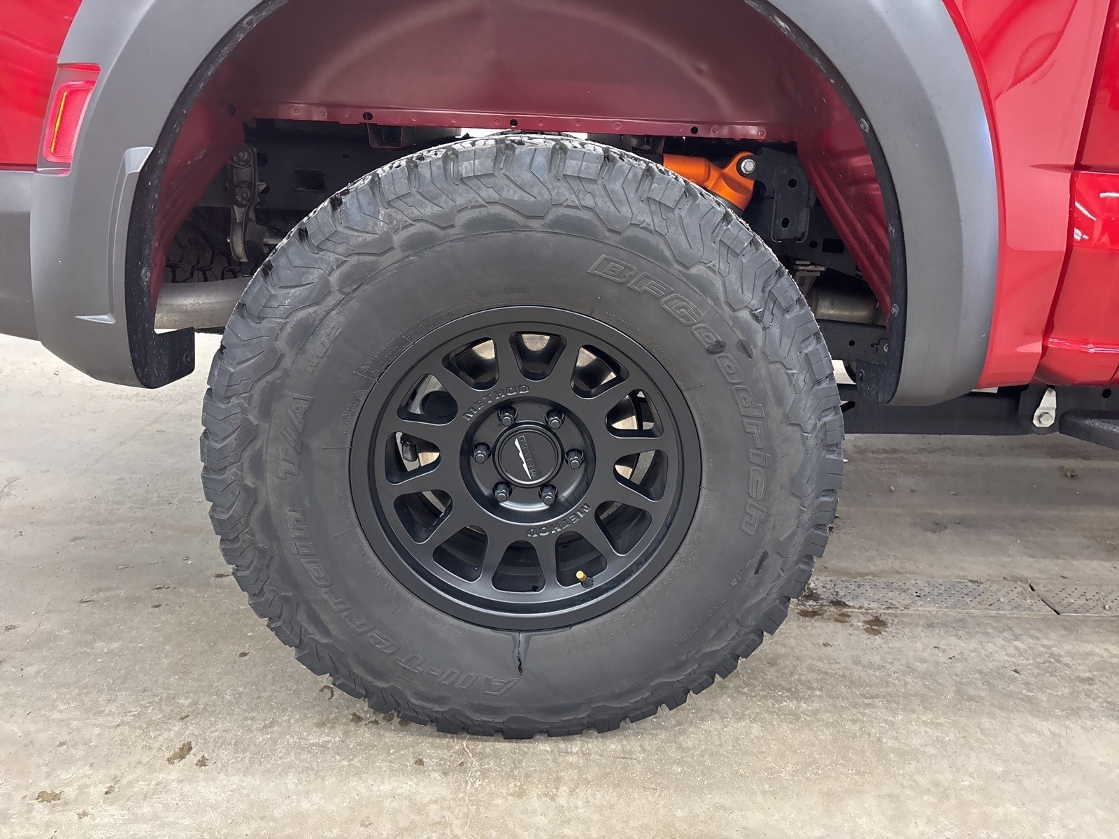 2023 Ford F-150 Raptor photo 29