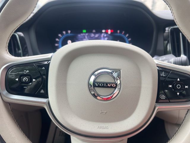 2024 Volvo S60 B5 Core photo 35