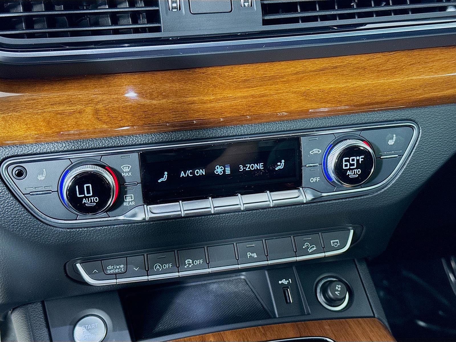 2021 Audi Q5 45 Premium photo 15