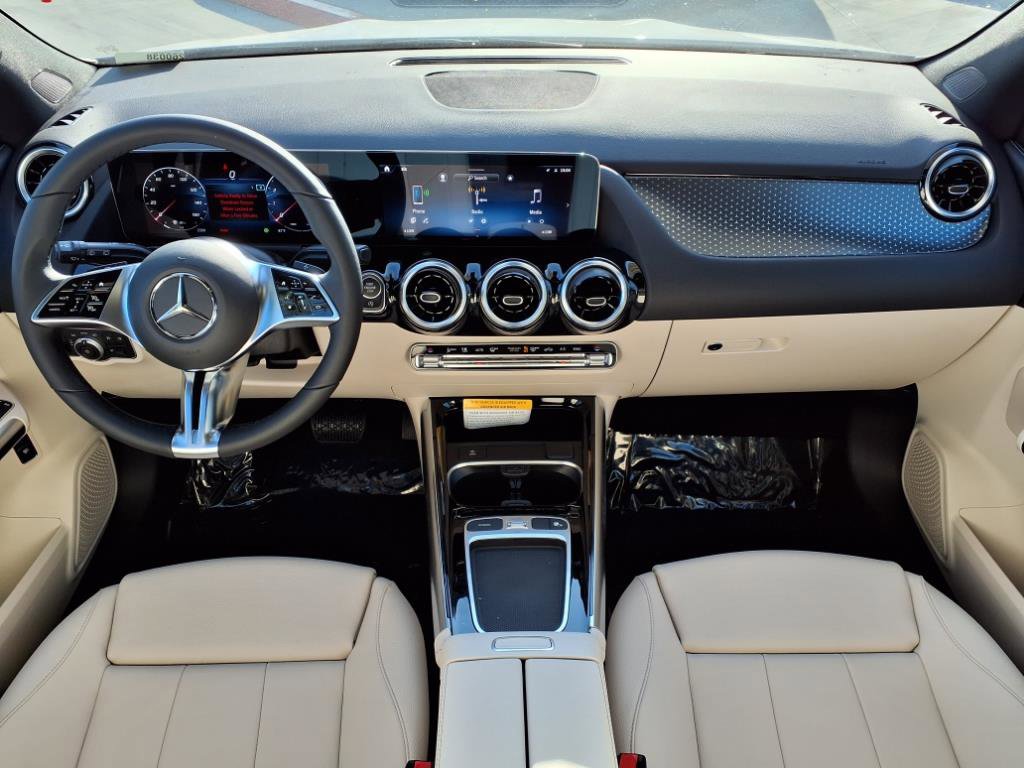 2026 Mercedes Benz GLA 250 photo 4