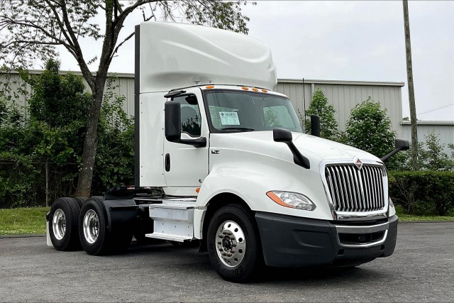 Pre-Owned 2020 International LT625 6x4 Day Cab