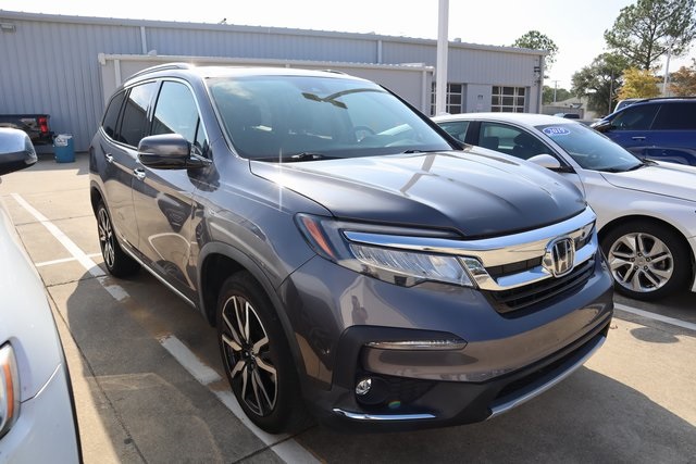 2022 Honda Pilot Touring photo 3