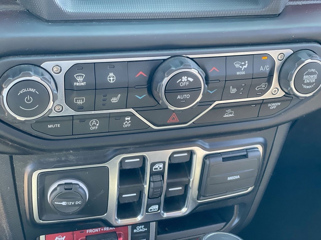 2022 Jeep Gladiator Rubicon photo 18