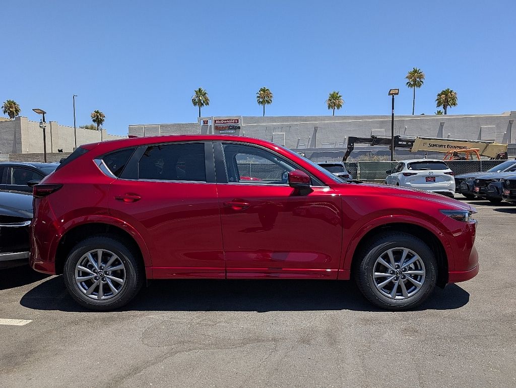 2025 Mazda CX-5 2.5 Select photo 5