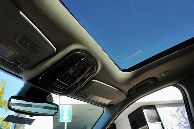 2023 Jeep Cherokee 4xe photo 28