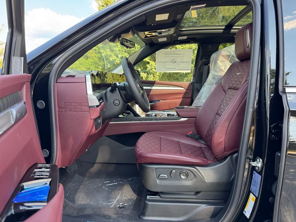 2026 Cadillac Escalade ESV Luxury photo 19