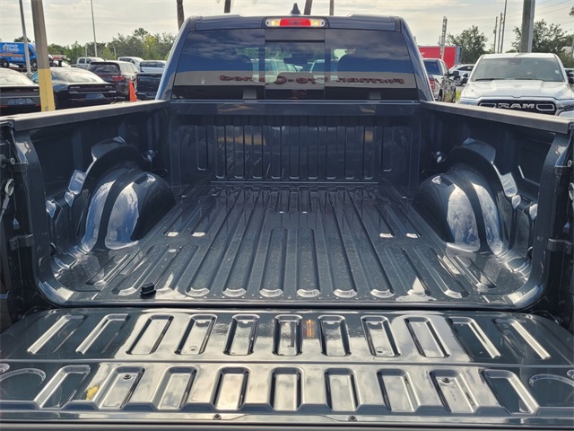 2025 Ram 1500 Tradesman photo 2