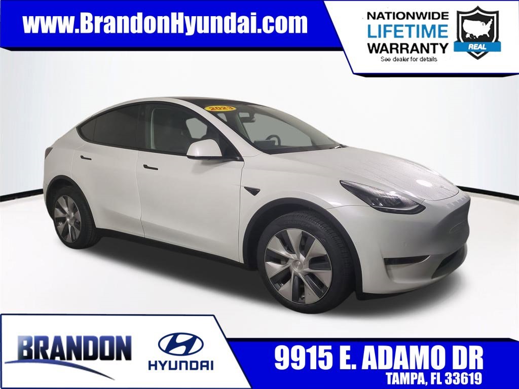 2022 Tesla Model Y Long Range's photo