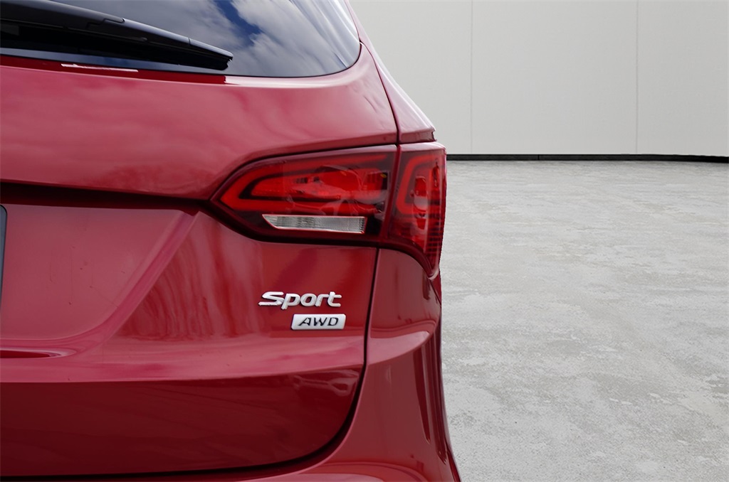 2017 Hyundai Santa Fe Sport Base photo 5