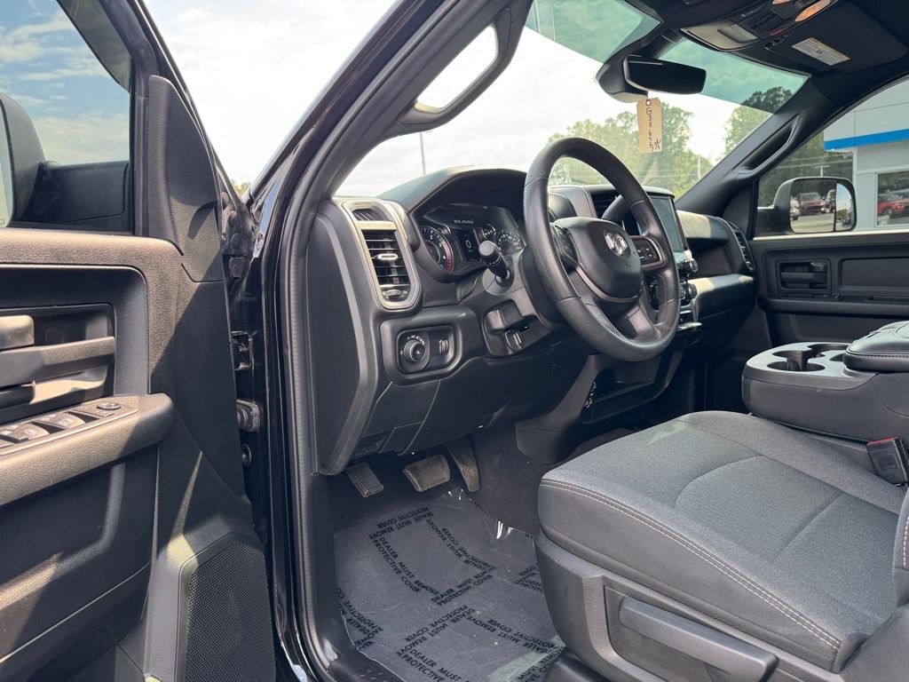 2021 Ram 2500 Tradesman photo 13