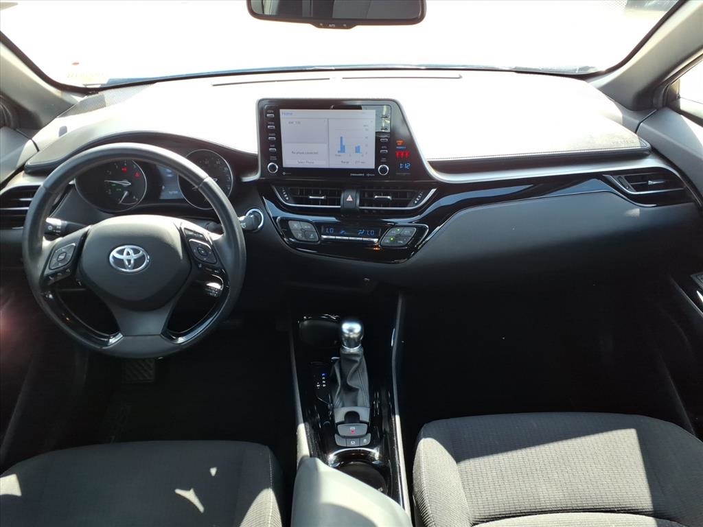 2019 Toyota C-HR XLE photo 3