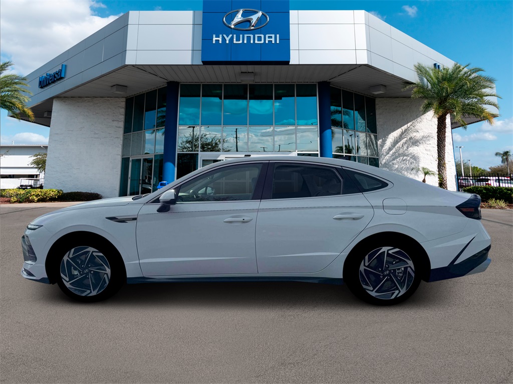 2026 Hyundai Sonata SEL Sport photo 3