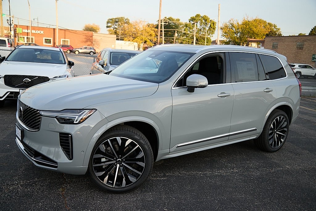 2026 VOLVO XC90 - Image 2