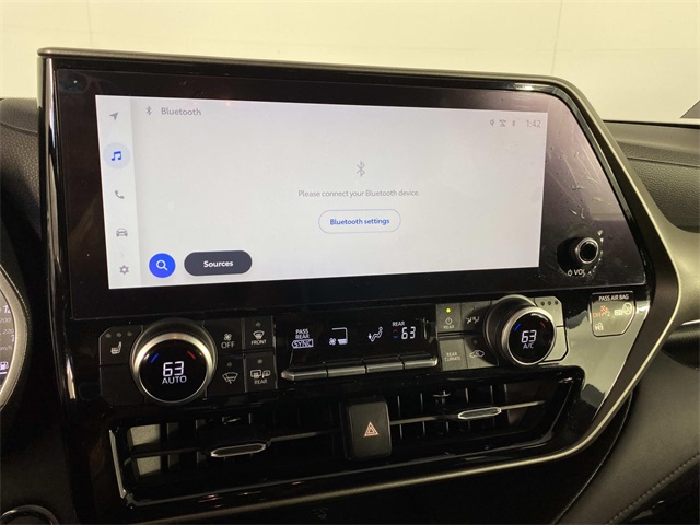 2023 Toyota Highlander Hybrid XLE photo 17