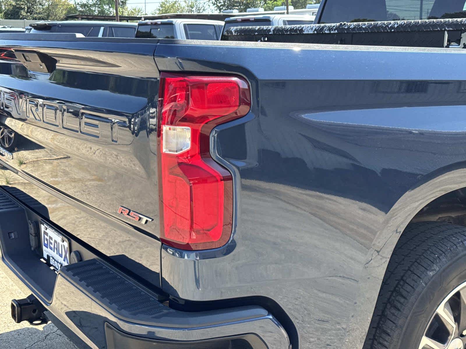 2021 Chevrolet Silverado RST photo 9