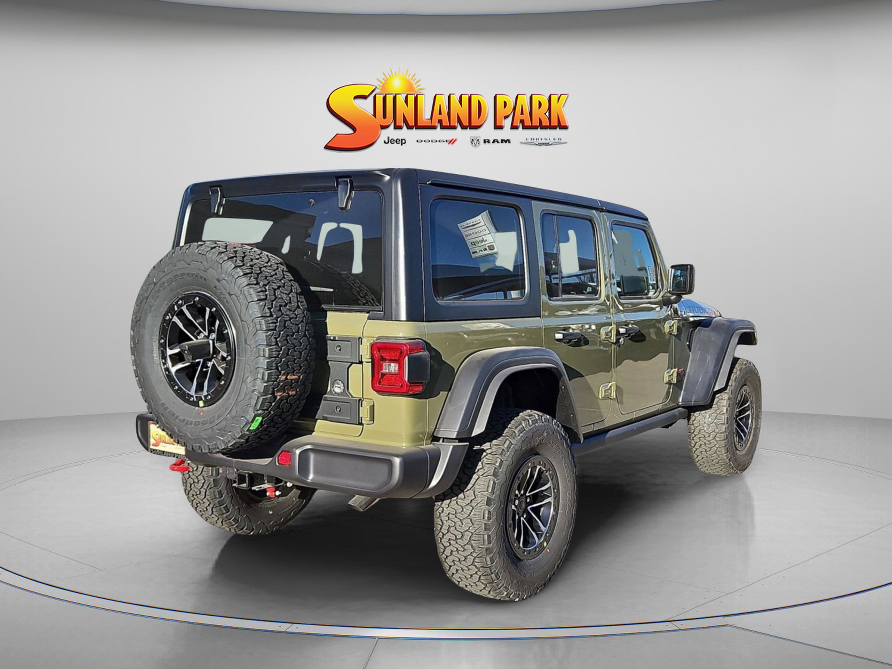 2025 Jeep Wrangler Rubicon photo 4