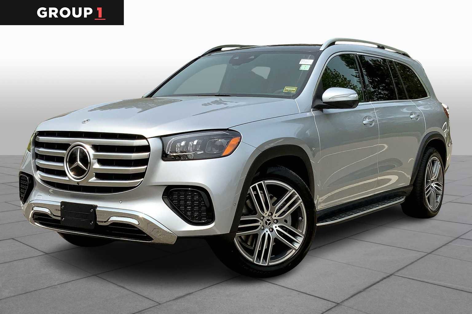 2025 Mercedes-Benz GLS Base's photo